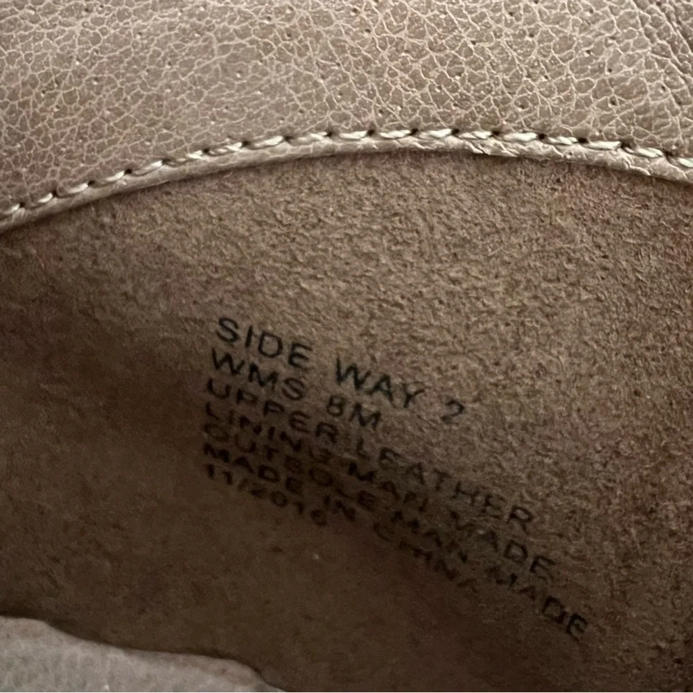 REACTION KENNETH COLE REACTION SIDE WAY PERFORATED SUEDE ANKKE BOOTS TAU…